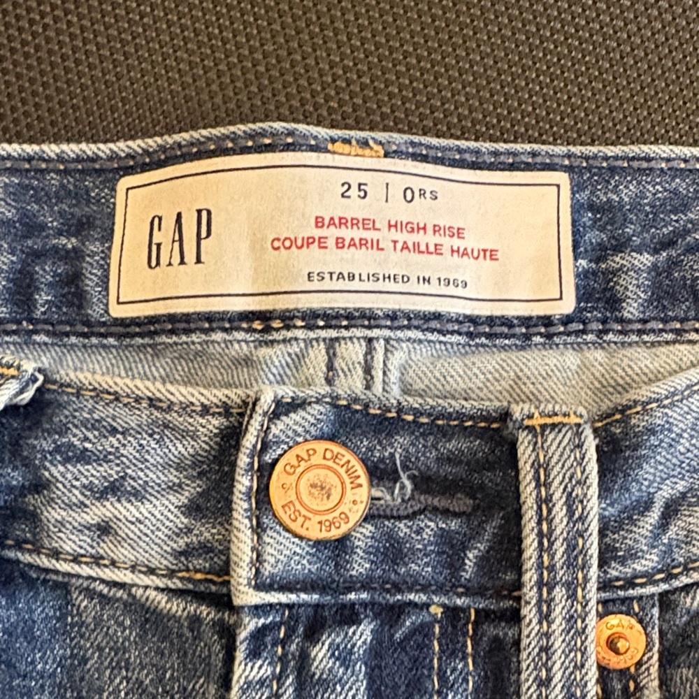 GAP Barrel High Rise Jeans - Blue